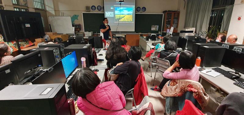 拍照技巧及補助拍照設備器材使用技巧.