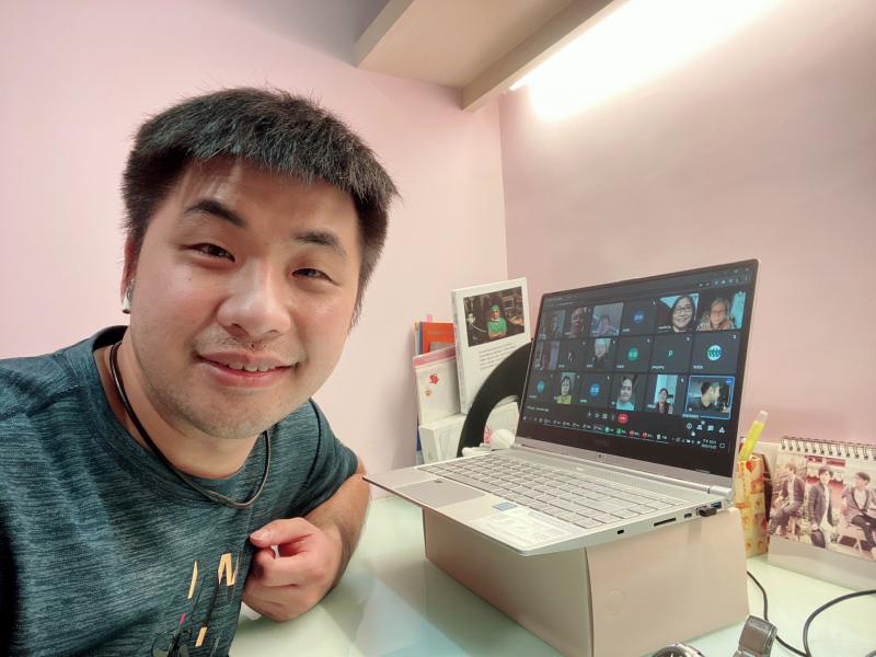 老師和學員合照