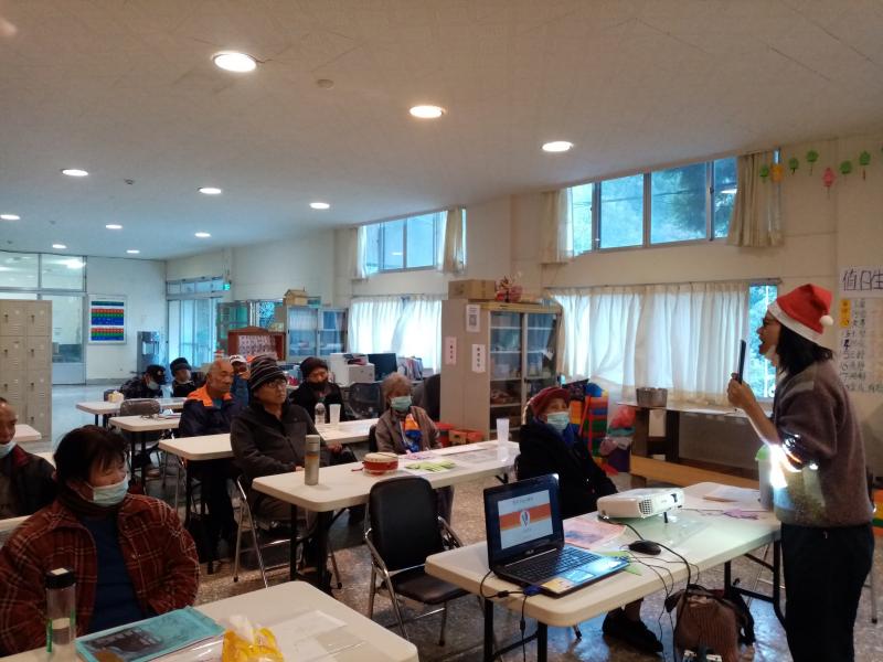 講師講解平板使用