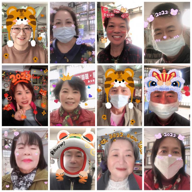 學員萌拍美圖，拼貼成一張萌照囉