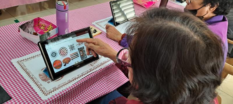 由母語老師翻譯後再逐步教長輩說國語來搜尋~ 圖騰