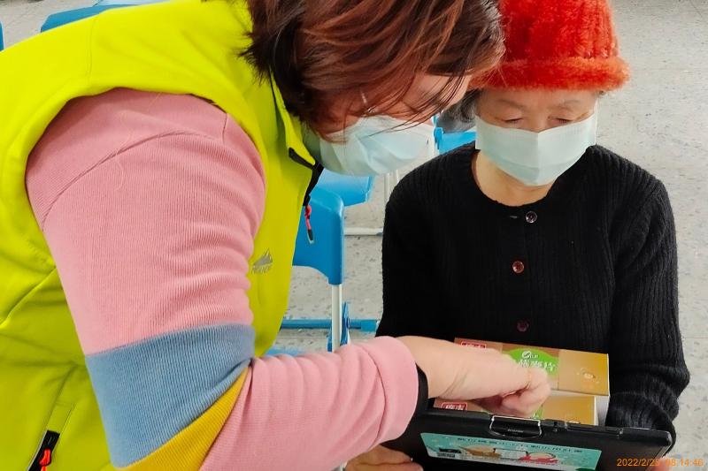 雖然學習不是很快能進入況，但能接觸平板電腦還是第一次，希望以後有機會還是想學學看。