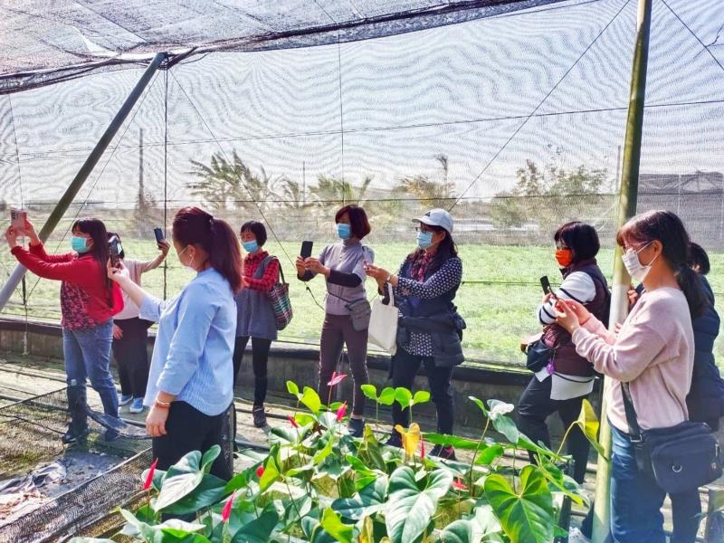 學員們個個用鏡頭拍出各種創意照片