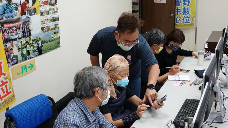 手機基礎修圖app下載操作教學