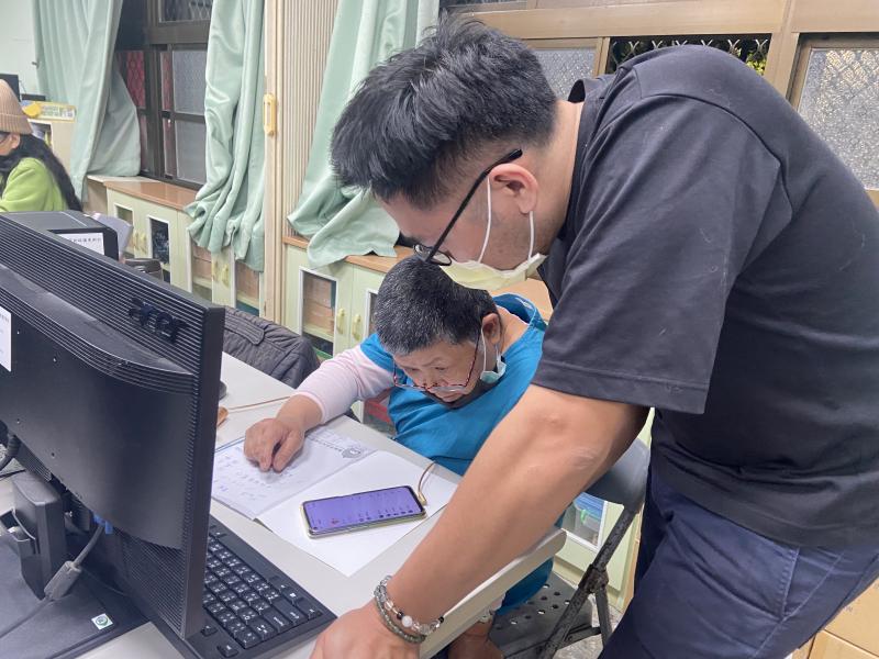 軟體版本檢查更新