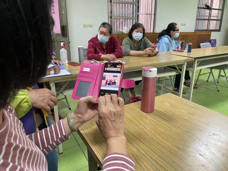 下載Imgplay軟體，學習做出動畫，呈現更多動畫效果。