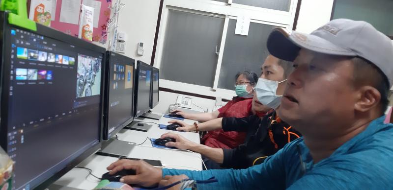 學員自行運用威力導演剪集自己拍攝的影片