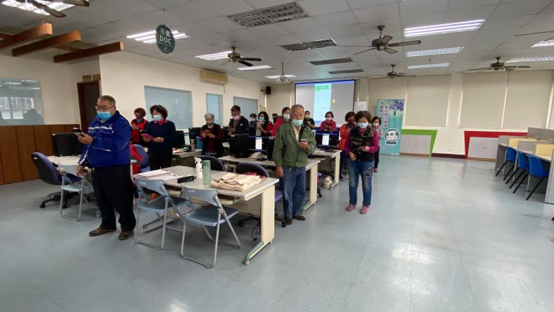 學員練習使用GOOGLE導航2