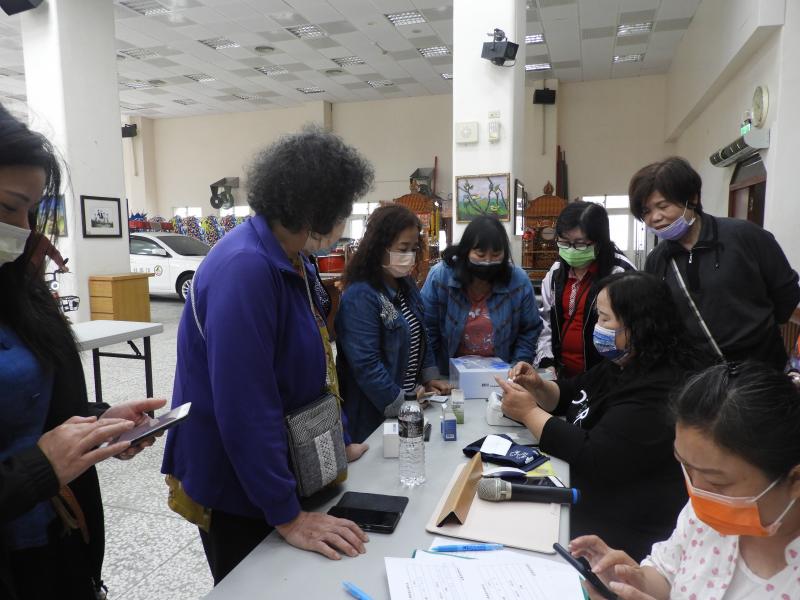 講師試範使用給學員看