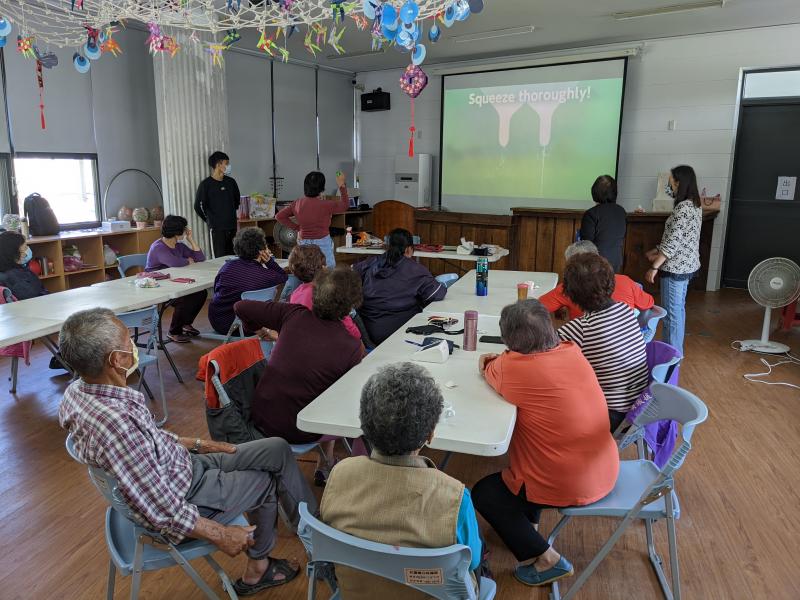 數位保健課程搭配體感運動讓學員邊玩邊甩肉