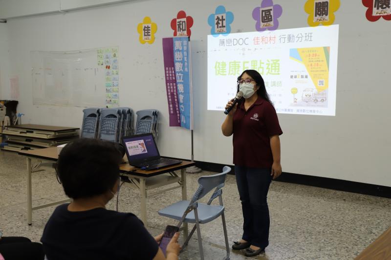 感謝美麗的潘佩茹館長蒞臨全力支持!