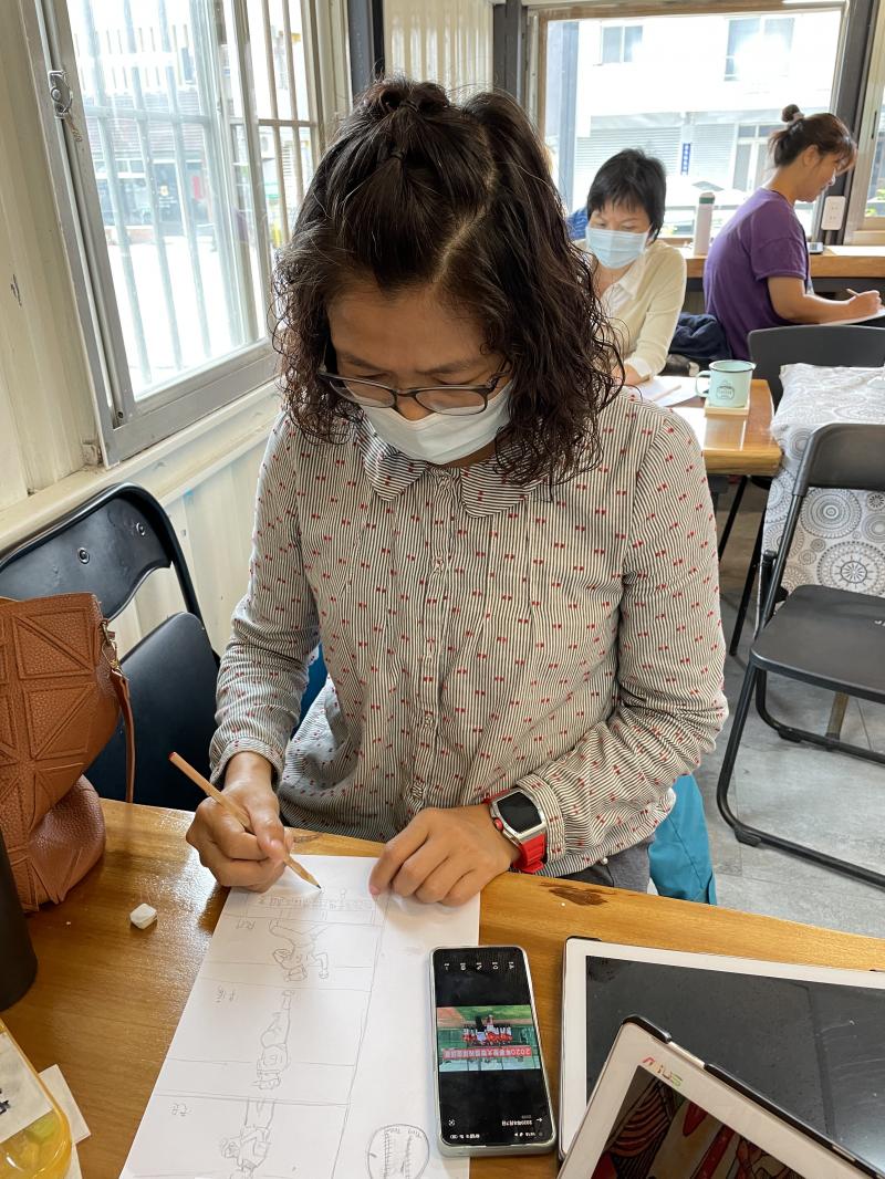 四格漫畫 ▪ 手繪、練習 起承轉合繪出故事