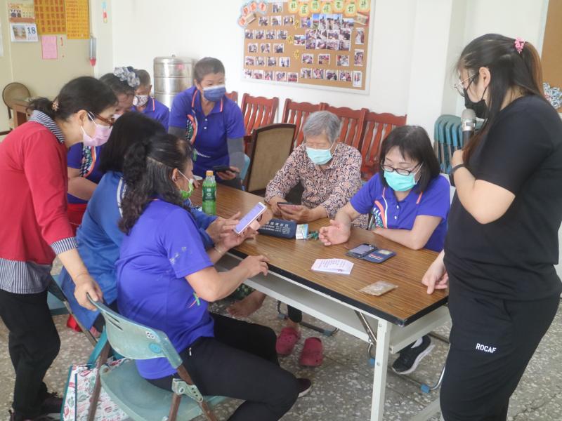 大家上課非常的認真,上課的內容都能引起共鳴