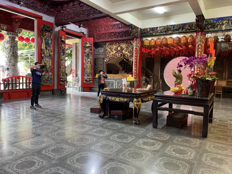 大家到永清宮進行影片拍攝