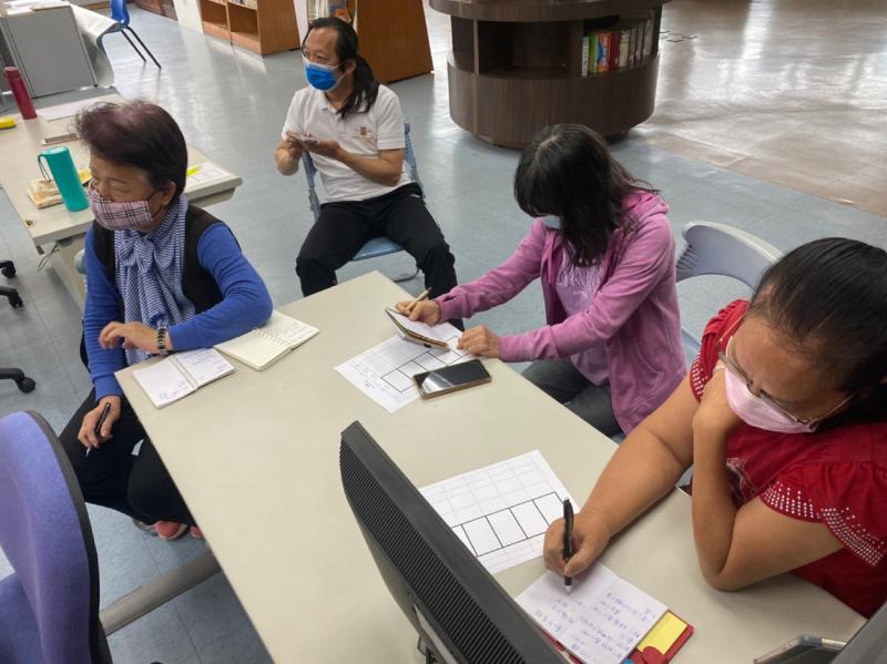 講師教大家影片腳本編寫