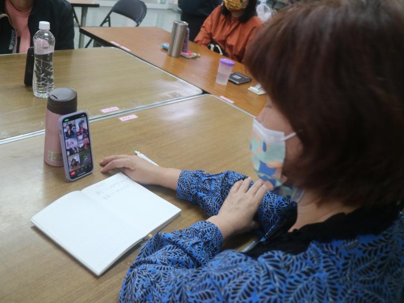 利用LINE來上線上課程也是一種方法喔!