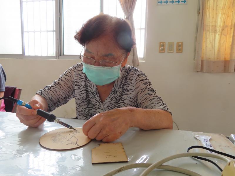 000000000000000000000000000000000000000000000000000000000000