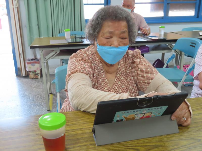 0000000000000000000000000000000000000000000000000000000000000000000