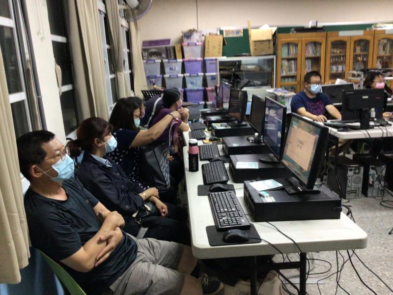 課程學員上課畫面