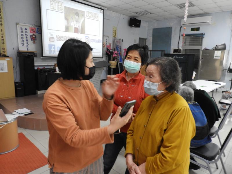 學員很認真想學習