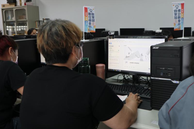 學員實際操作練習