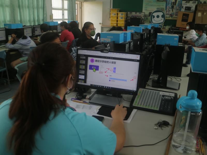 設計好表單再來就是把訊息連結分享給大家知道