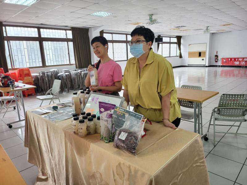 我家的白木耳路,直播讓我生意更好,更增加我的信心。