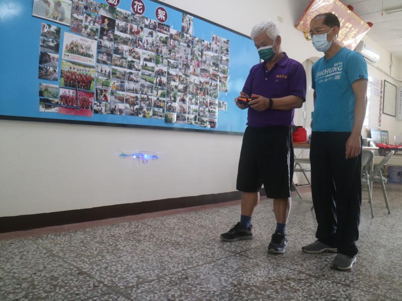 第一次飛行表現不錯,很棒的空拍機體驗