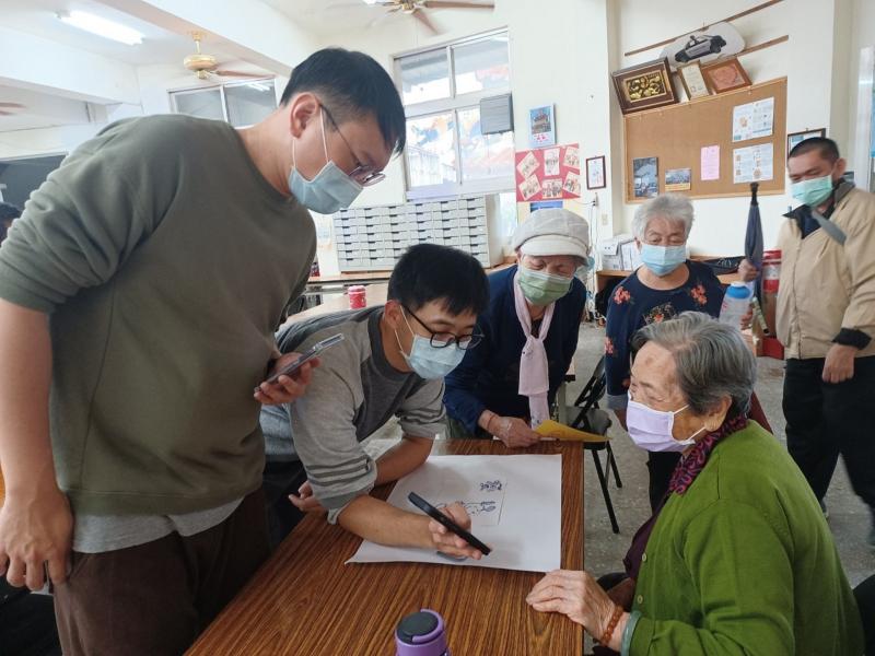 不分年齡，大家都可以學習攝影