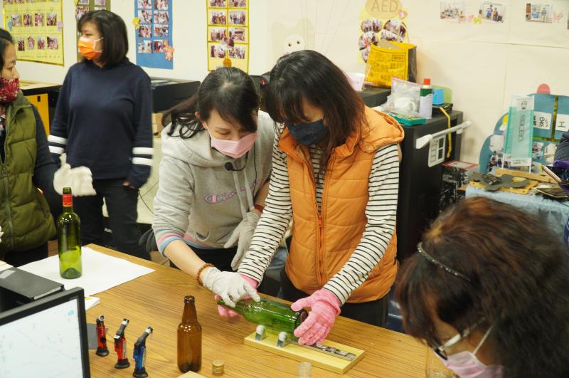 講師指導學員情形