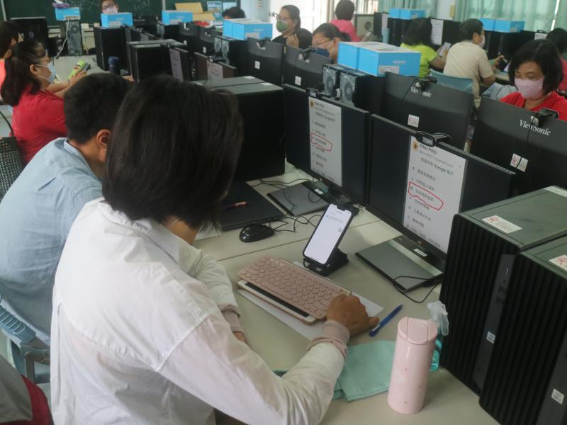 講師指導學員優化我的商家並觀看分析