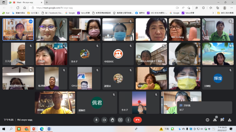 因為蝦皮網站架設實戰的課程很吸引學員的學習需求，所以有35名參與線上學習，成績傲人。