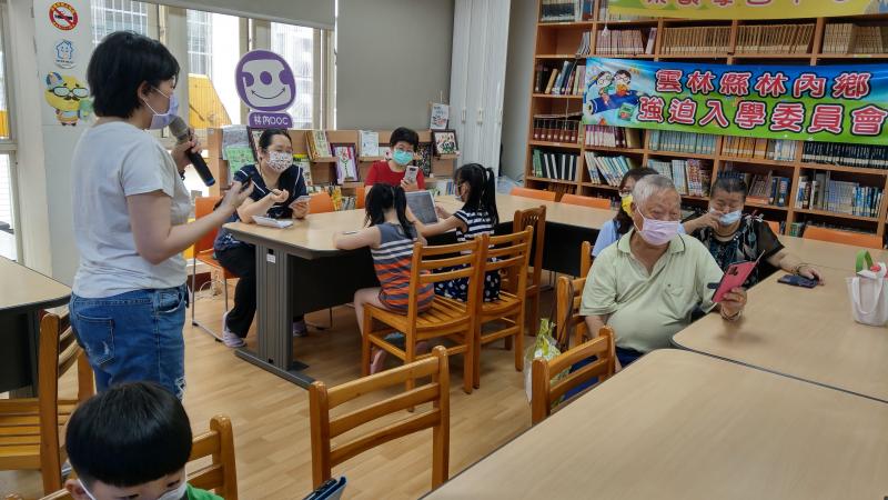 祖孫、親子一起學拍照，下載美涂秀秀app