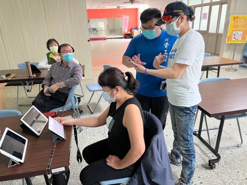 老師協助處裡學員的問題