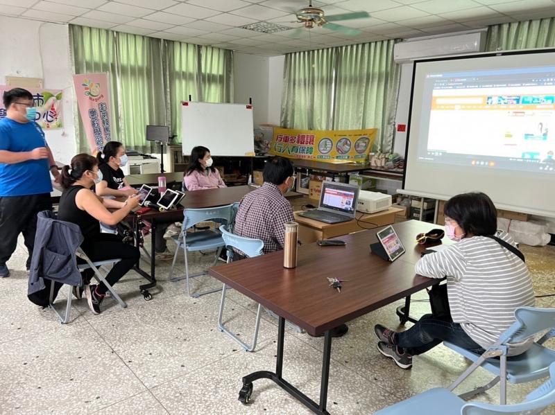 大家專心上課的過程