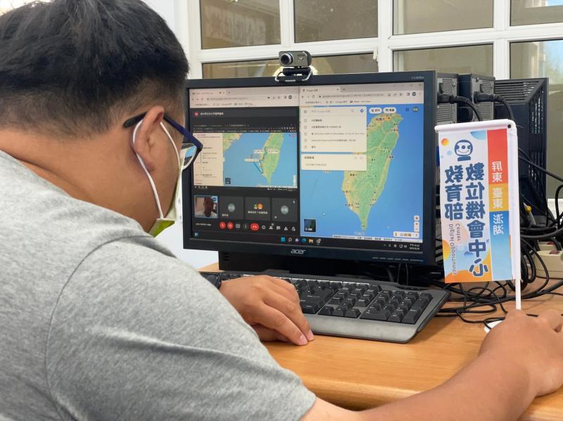 講師講解各大訂房網站的優點