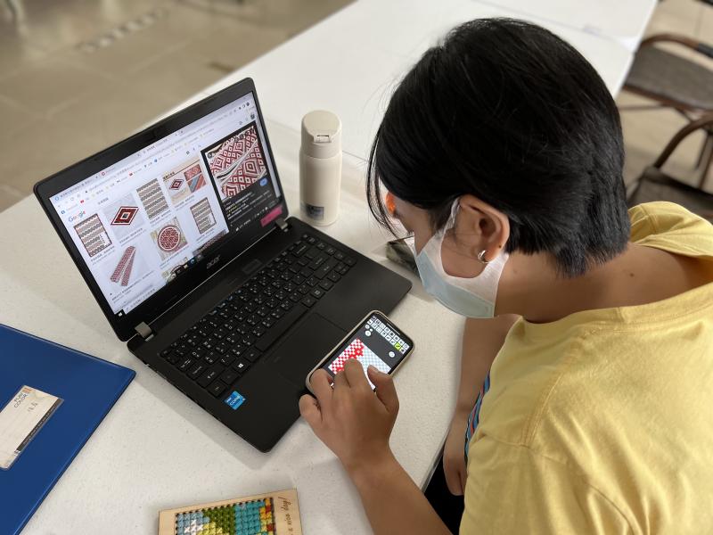 學員使用pixel stidio繪製像素圖