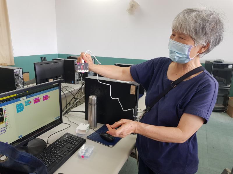 完成指定任務學員們很開心