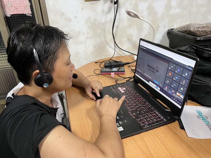 安琪老師線上授課圖文創作照