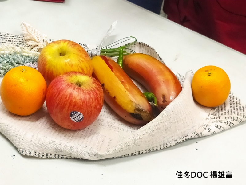 學員楊雄富的成果作品。手機拍攝角度取捨適宜，並完整凸顯主題重點、不失焦。