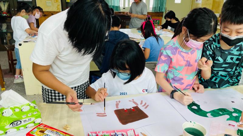 家長跟孩子一起創造