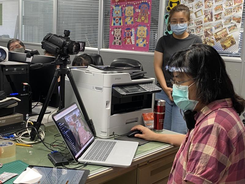每位學員分別負責一個景點，使用 Google Map 街景服務功能、螢幕錄製工具走讀古崗社區，體驗擔任數位導覽員。
