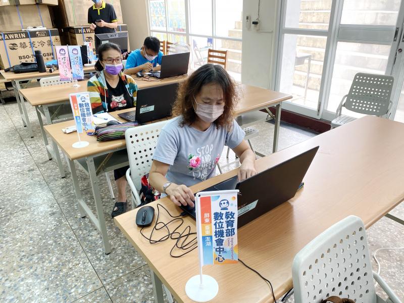 學員練習建置自家網站