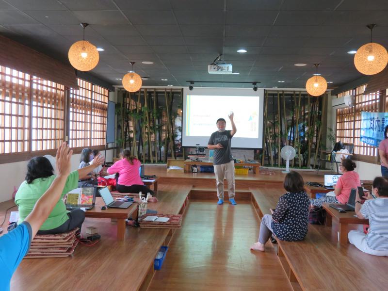 一開始講師先了解學員對於GOOGLE應用程式的使用習慣與深入程度。