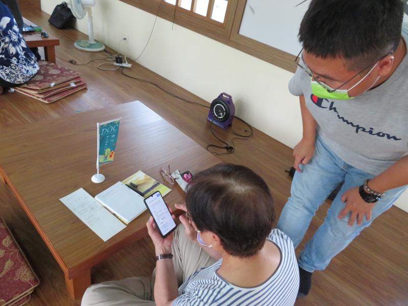 學員已經開始漸入佳境，並且可以自行探索不一樣領域的APP