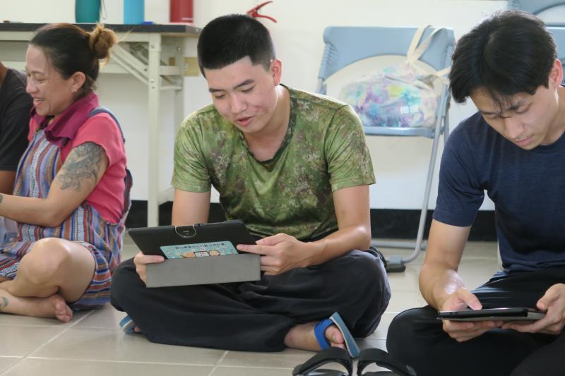 北藝大的學員都是專業劇場背景，對於讀劇及表演非常有經驗。