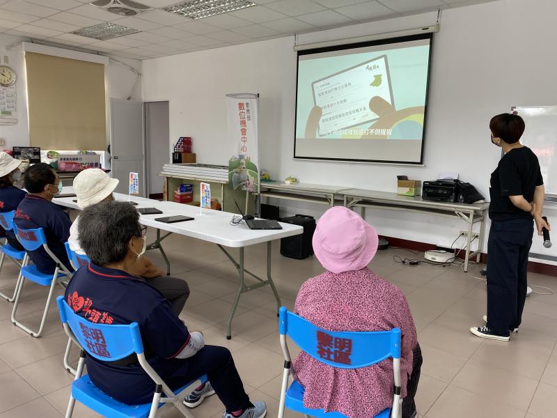 使用動畫影片，建立民眾媒體識讀知識，接收到訊息先求證，不隨意轉傳分享。