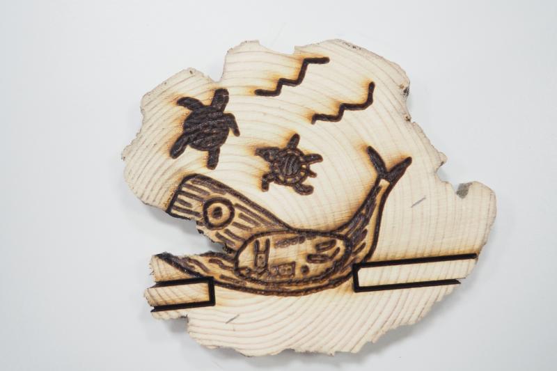 學員依在地特色製作出的雷射雕刻作品