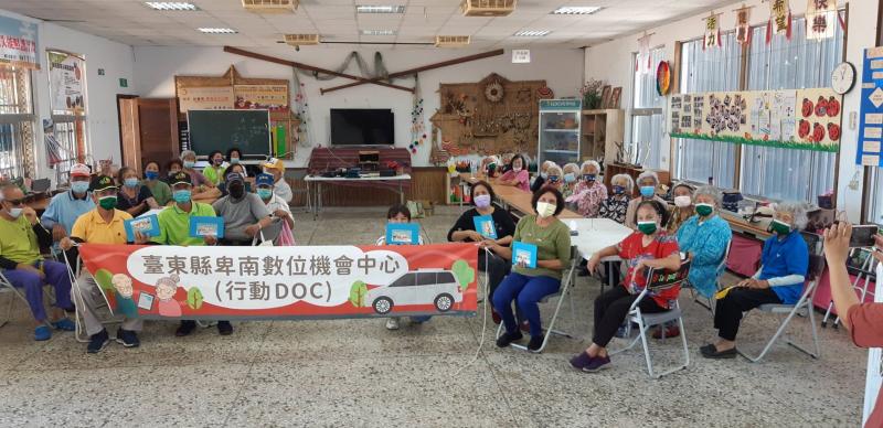 兩天平板電腦課程~長輩學習得非常開心