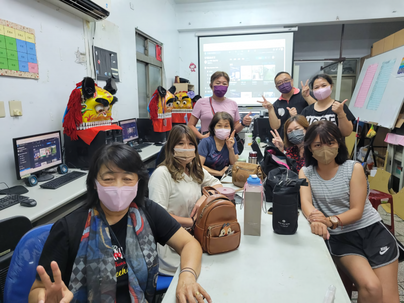 學員學習圓滿受益良多